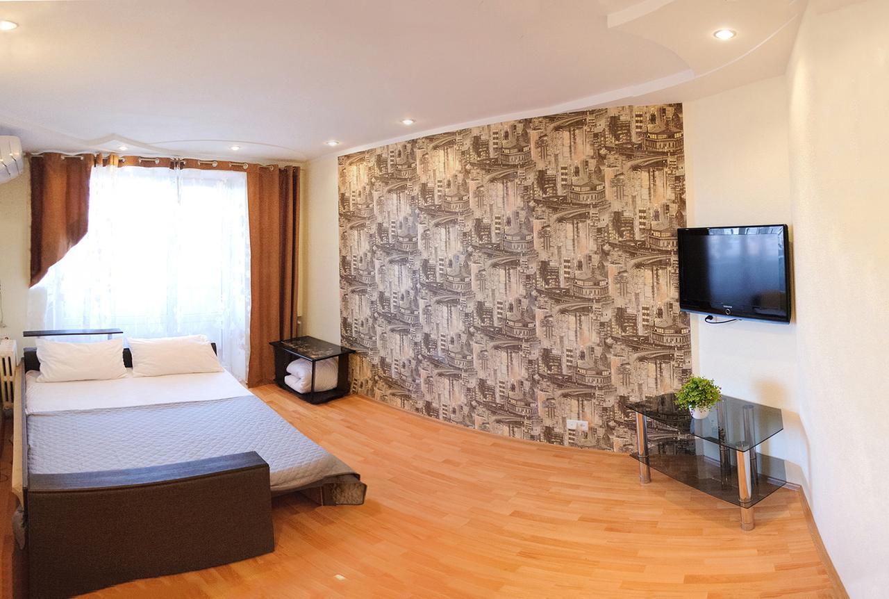Luxury 3 Rooms Apartments In Center By Green House Poltawa Exterior foto