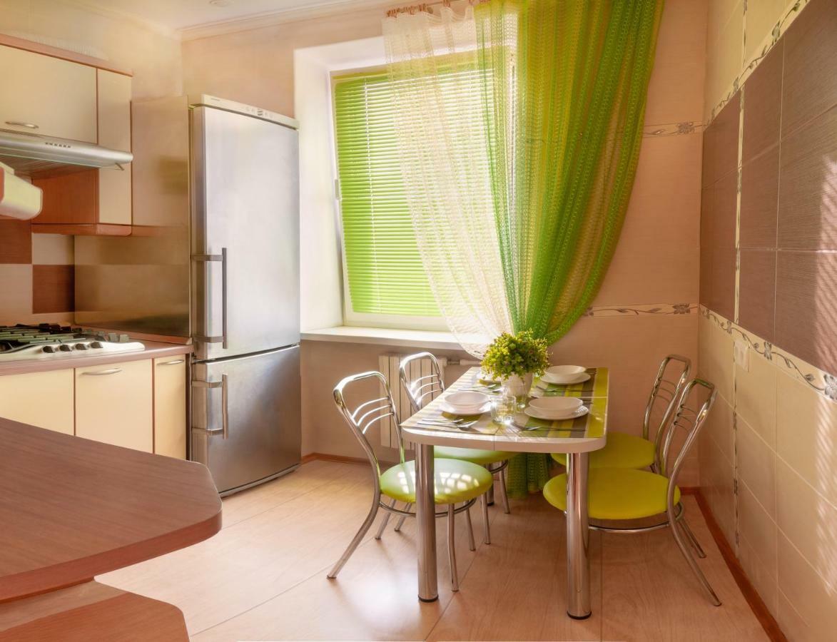 Luxury 3 Rooms Apartments In Center By Green House Poltawa Exterior foto